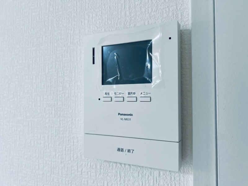 セキュリティ　モニター付きインターホンで来客確認も安心です！