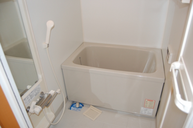 バス・シャワールーム　※同建物同型別のお部屋