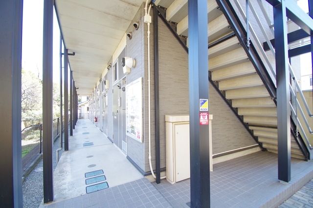 小田急小田原線 本厚木駅 2階建 築18年の外観写真
