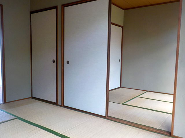 居室・リビング　６帖和室から４.５帖和室※写真は別の部屋