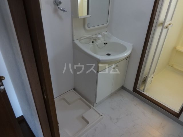 【名古屋市千種区日進通のマンションの洗面設備】