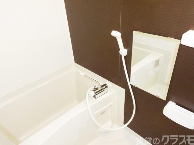 バス・シャワールーム　お風呂・トイレ別のセパレート！！