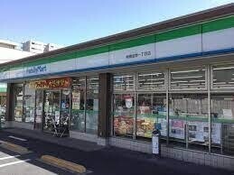 コンビニ　ファミリーマート板橋成増一丁目店（コンビニ）まで131m