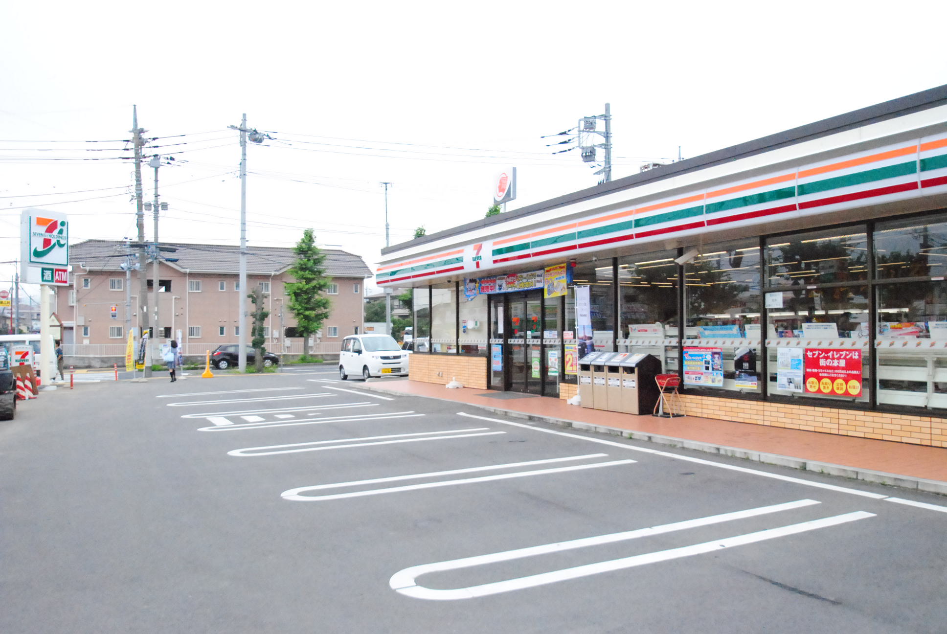 コンビニ　セブンイレブン日立千石町店（コンビニ）まで921m