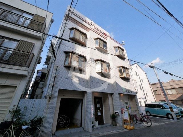 大阪市大正区泉尾のマンションの建物外観