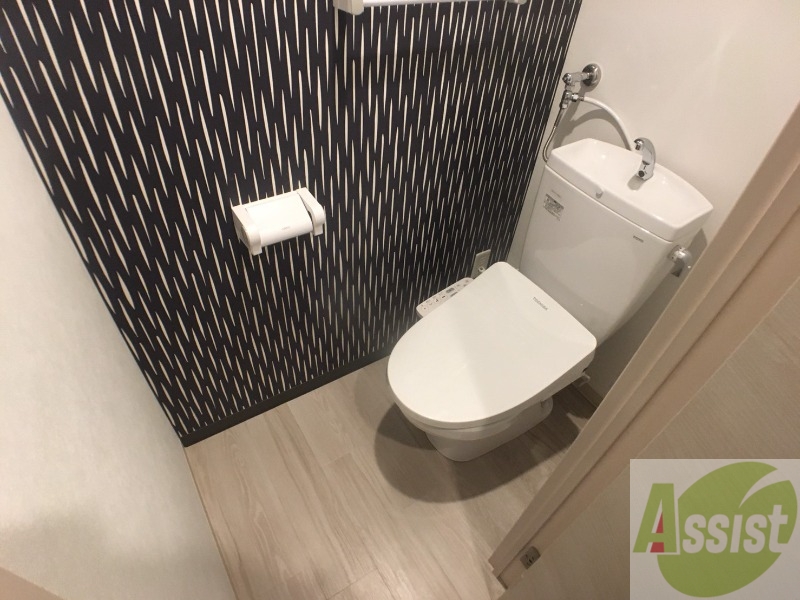 トイレ　トイレです。ウォシュレット付を探している方、おすすめです。