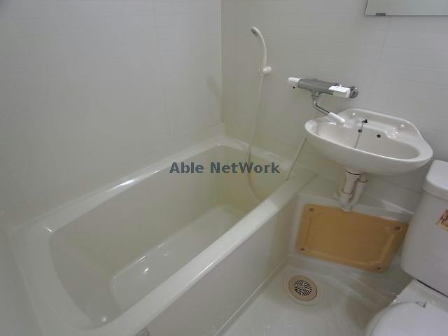 バス・シャワールーム　バス