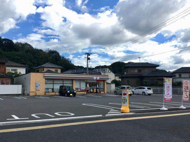 コンビニ　セブンイレブン諫早宇都町店（コンビニ）まで584m