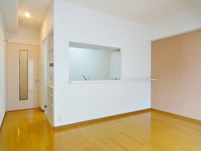 居室・リビング　広々としたリビングになります。