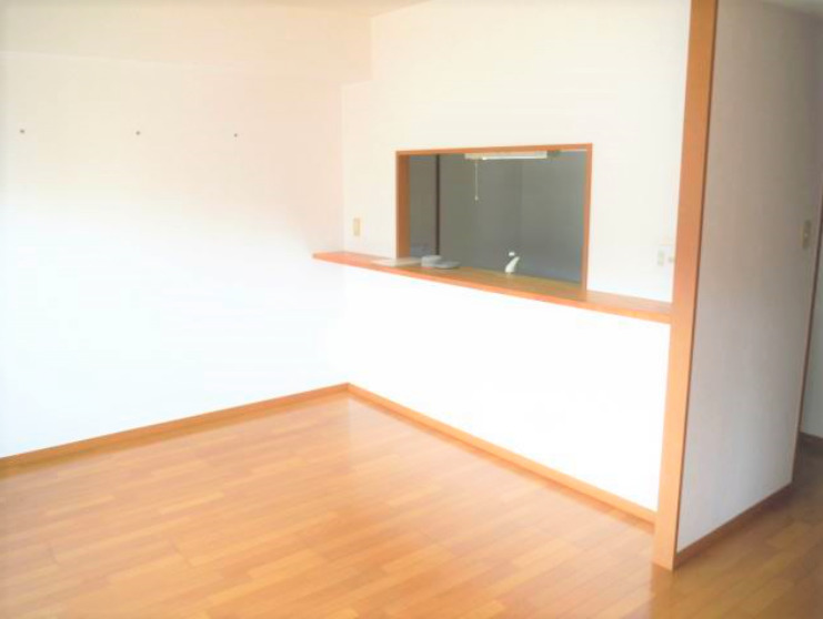 居室・リビング　こちらの居間で趣味の時間をお楽しみください