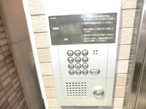 サンビレッジハイツ　セキュリティ　オートロック