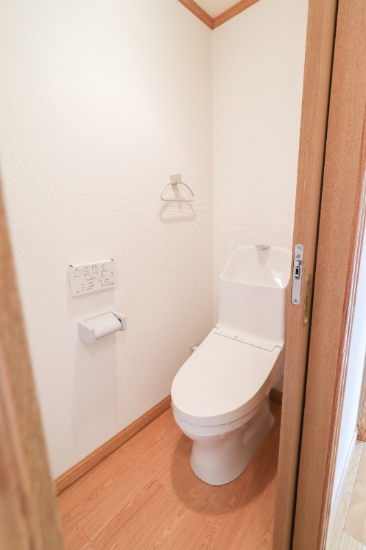 トイレ　図面と現状に相違がある場合には現状を優先