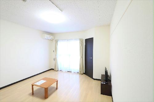 居室・リビング　家具家電付により急な転勤や新生活を今すぐスタートできます！