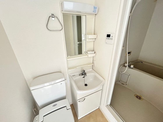 洗面設備　※別部屋の写真です