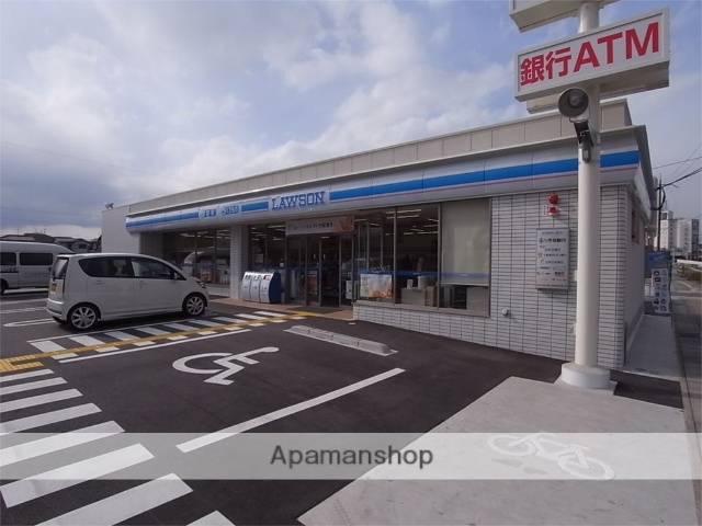 コンビニ　ローソン（コンビニ）まで651m