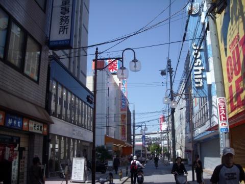 　駅前商店街（その他　150m）
