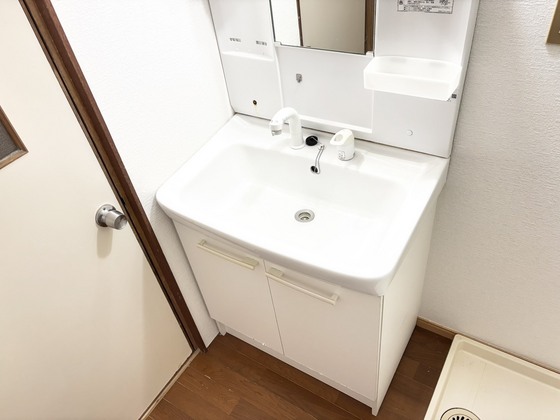 洗面設備　洗髪洗面化粧台