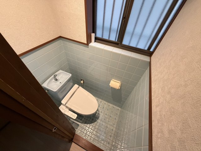 トイレ　シンプルで使いやすいトイレです
