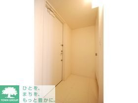玄関　お部屋探しは株式会社　タウンハウジング　までお気軽にお問合…