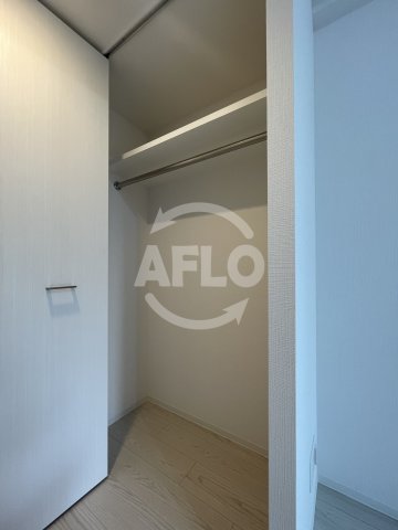 収納　エスリードレジデンス大阪福島シティウエスト　クローゼット