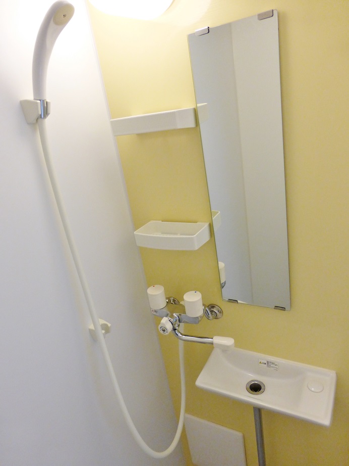 バス・シャワールーム　同タイプ物件の写真です