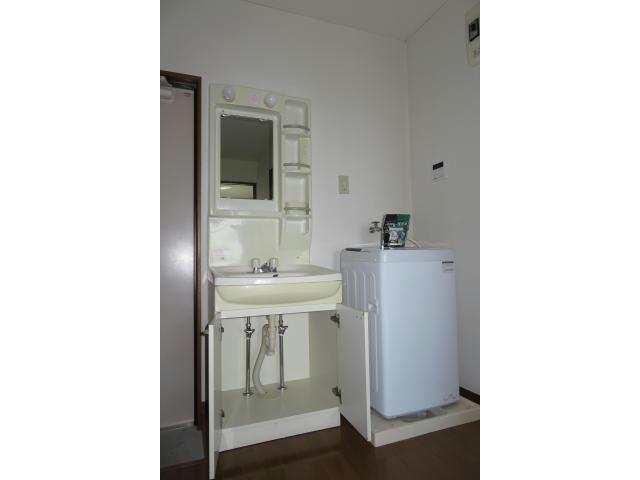 洗面設備　洗面・洗濯機付き