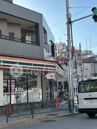 コンビニ　セブンイレブン 台東日本堤2丁目店（コンビニ）まで543m