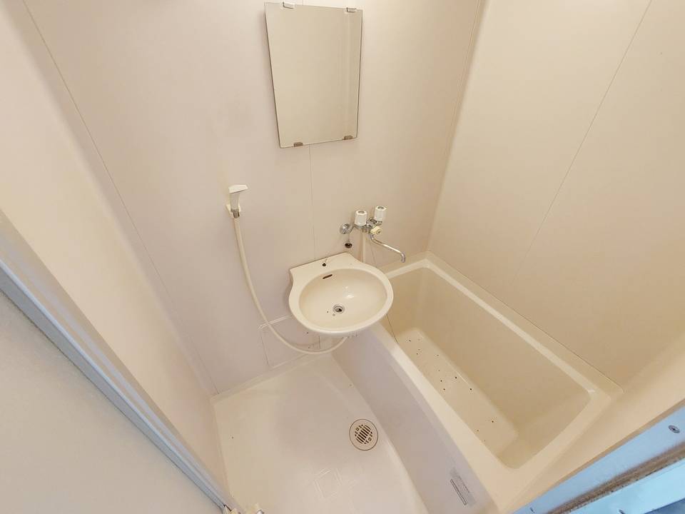 バス・シャワールーム　浴室