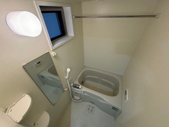 バス・シャワールーム　※別部屋の写真です