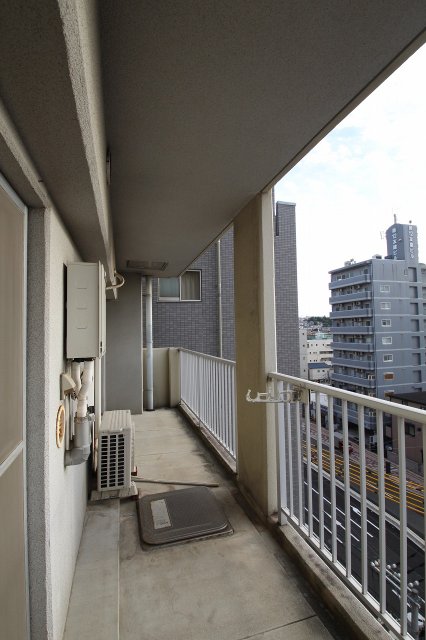 バルコニー　同物件別号室の写真