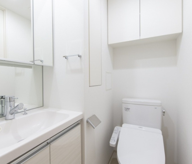 トイレ　別部屋参考写真