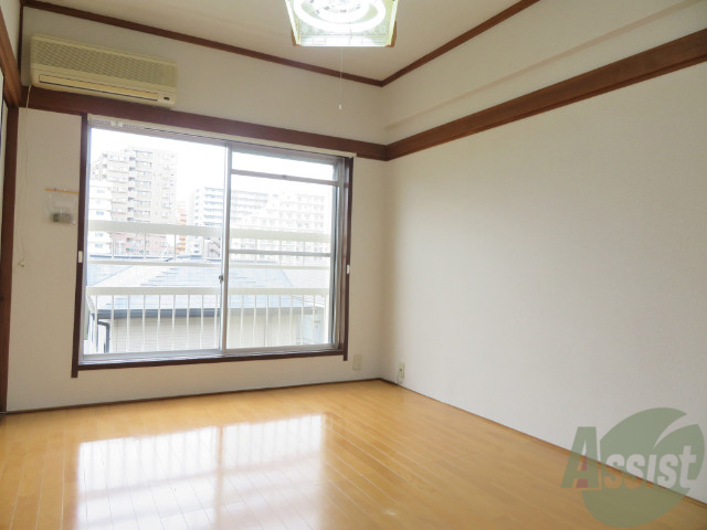 その他部屋・スペース　フローリングなのでベッドも置けますよー。