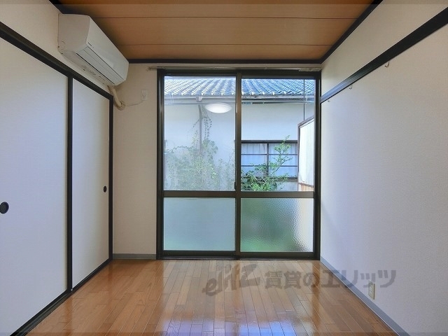 居室・リビング　洋室