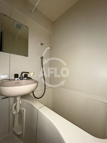 バス・シャワールーム　クルーム新大阪2番館　浴室