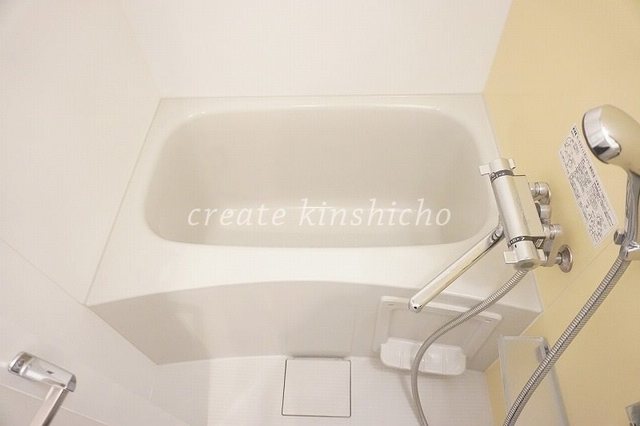 バス・シャワールーム　バスルーム