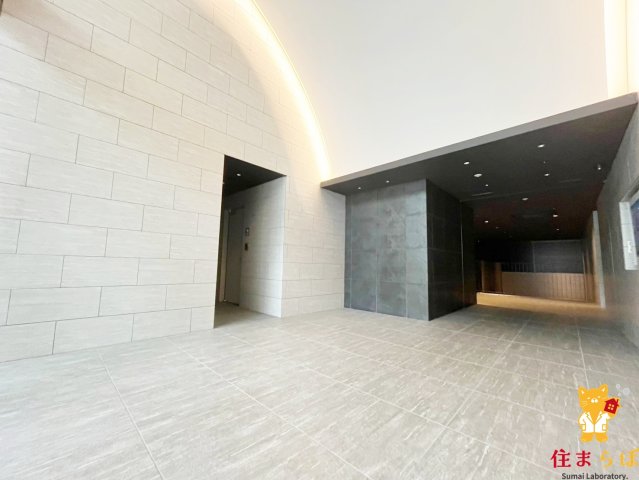 エントランス　「暮らしの設計図は、ここから始まります。」