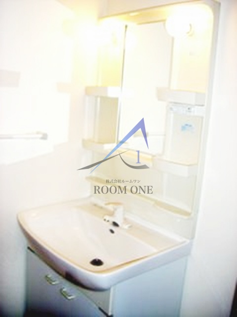 洗面設備　洗面台です。