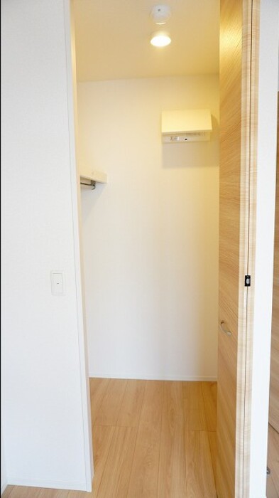 収納　ウォークインクローゼット