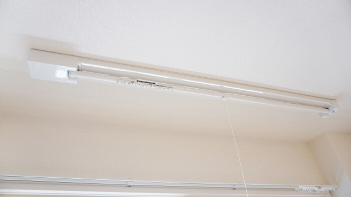 その他設備　室内物干し