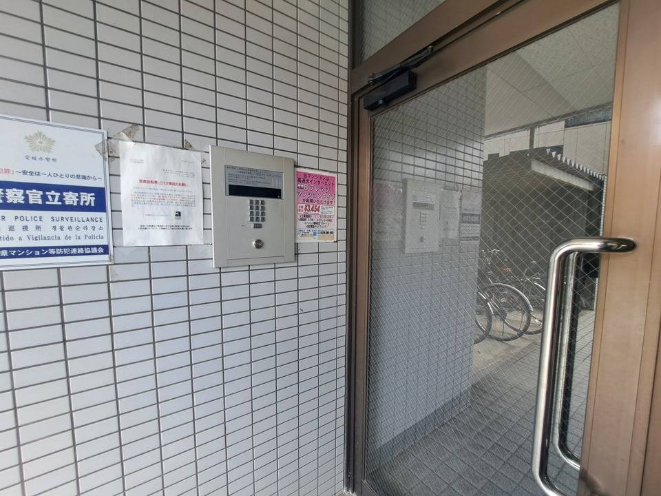 エントランス　オートロック