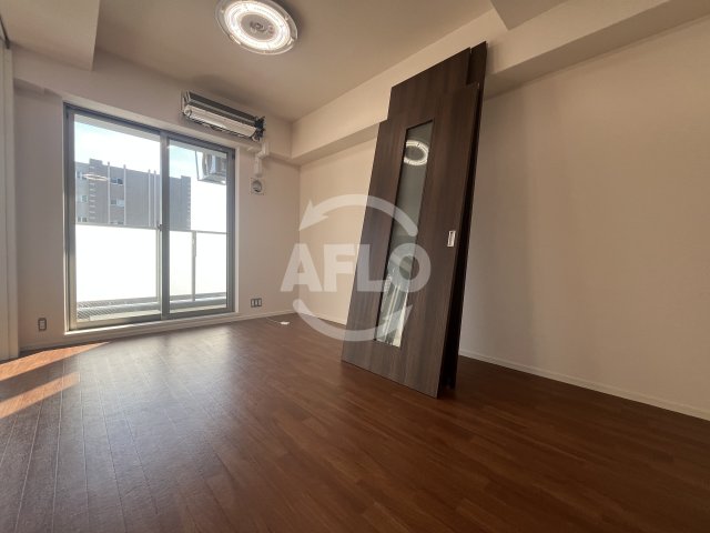 居室・リビング　ノルデンハイム江坂III　リビング