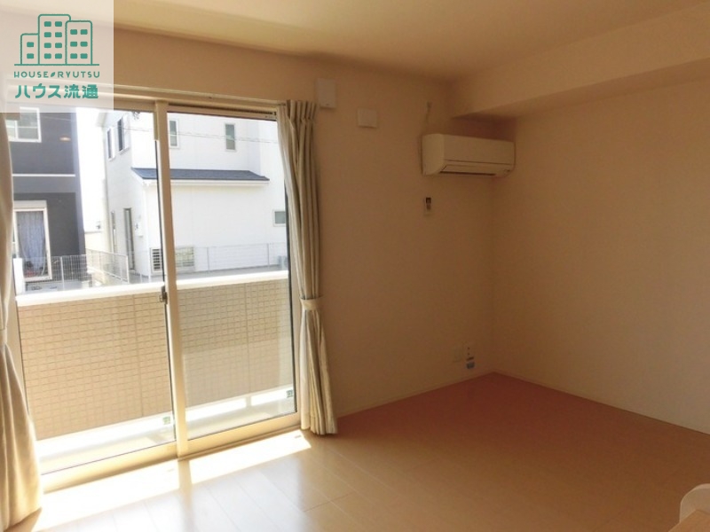 居室・リビング　※室内現状優先※