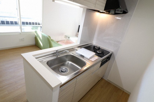 キッチン　人気の対面システムキッチンタイプです！