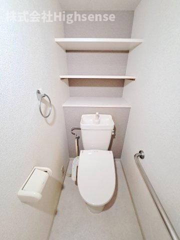 トイレ　トイレもきれいです