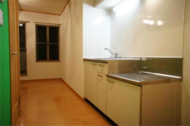 玄関　同じ物件、他のお部屋の参考画像です。