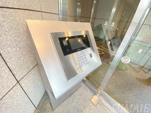 ロビー　モニター付きオートロックです☆