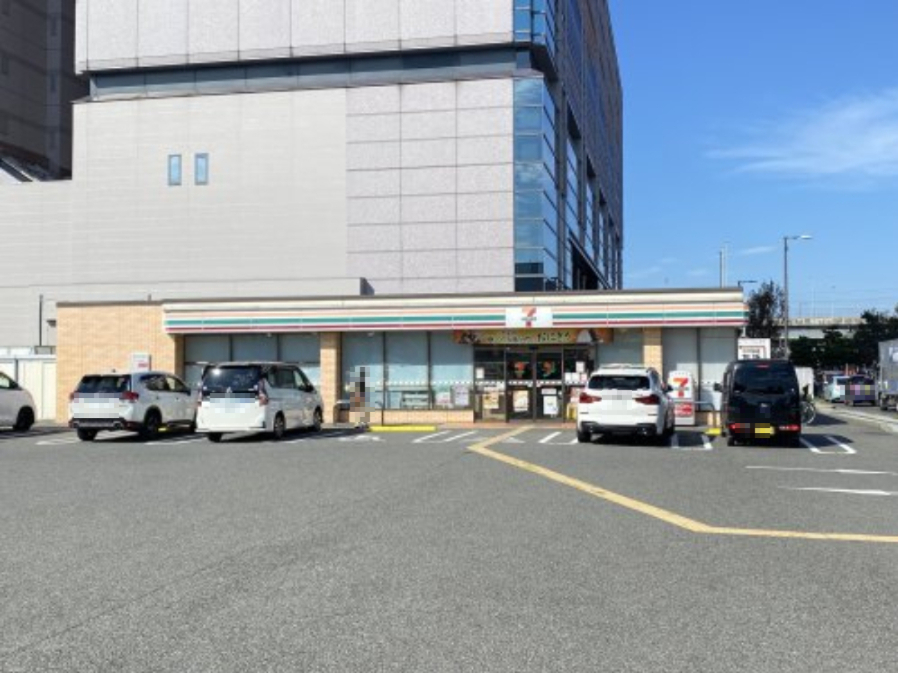 コンビニ　セブンイレブン りんくう松原店（コンビニ）まで1096m