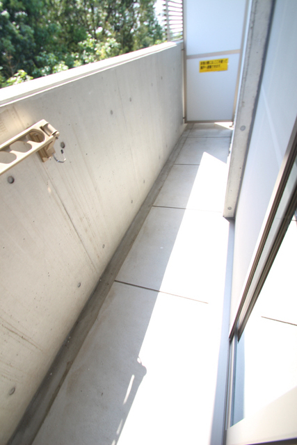 バルコニー　※別号室の参考写真のため、現状優先です。