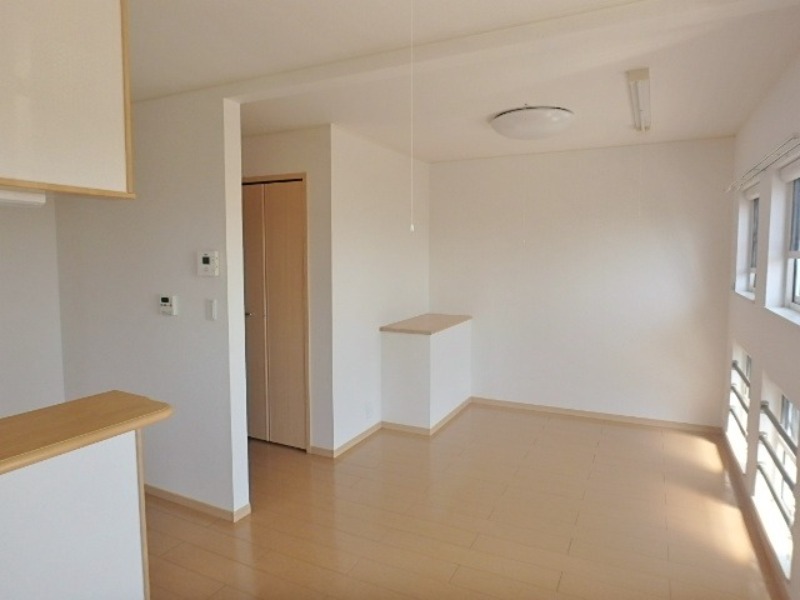 居室・リビング　図面と現状に相違がある場合には現状を優先