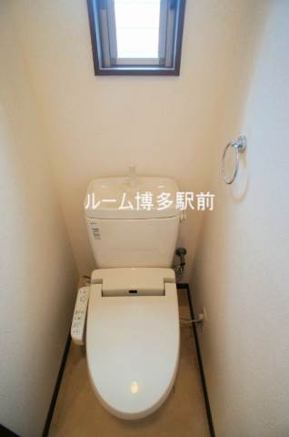 トイレ　同型タイプ写真（実際は現況を優先いたします）※別部屋参照